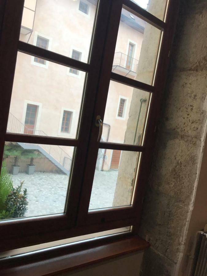 Apartament La Perle De La Vieille Ville D'Annecy Zewnętrze zdjęcie